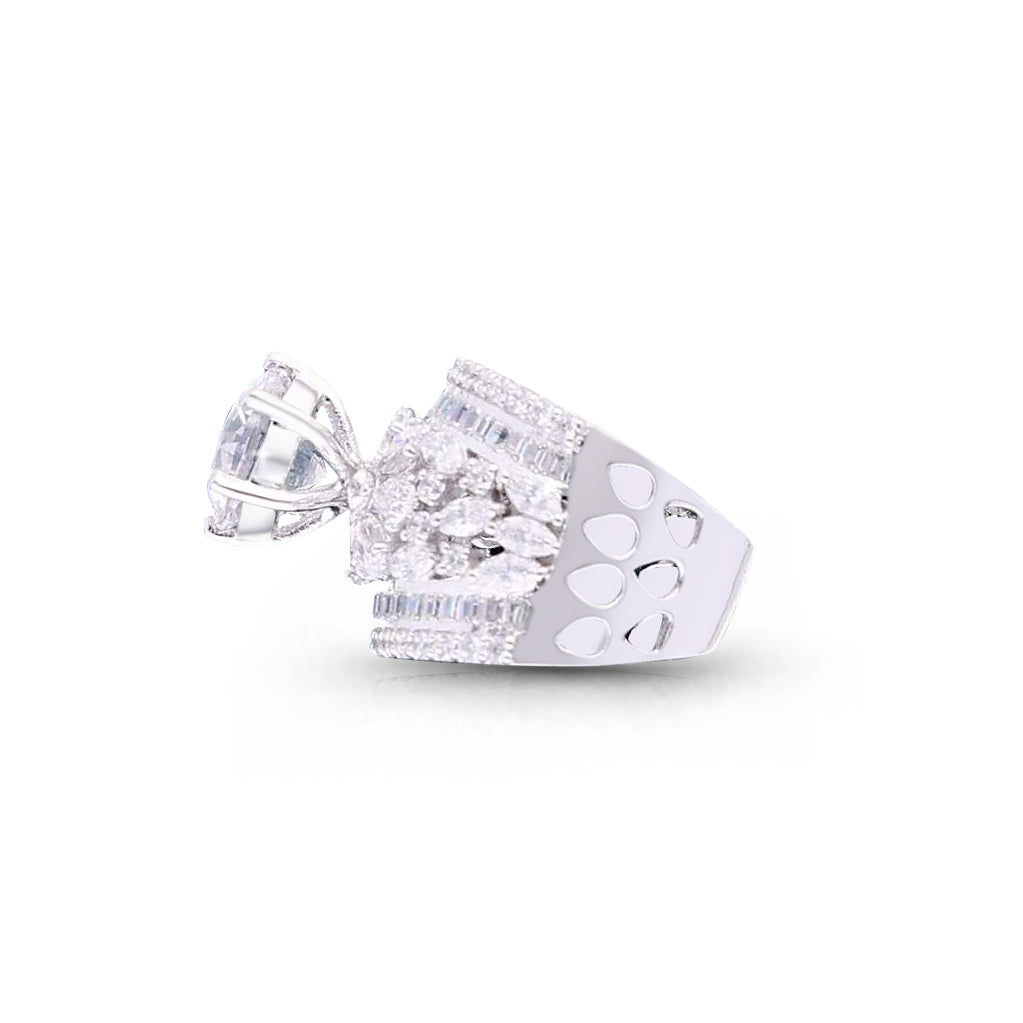 Solitaire Lustre Broad Ring