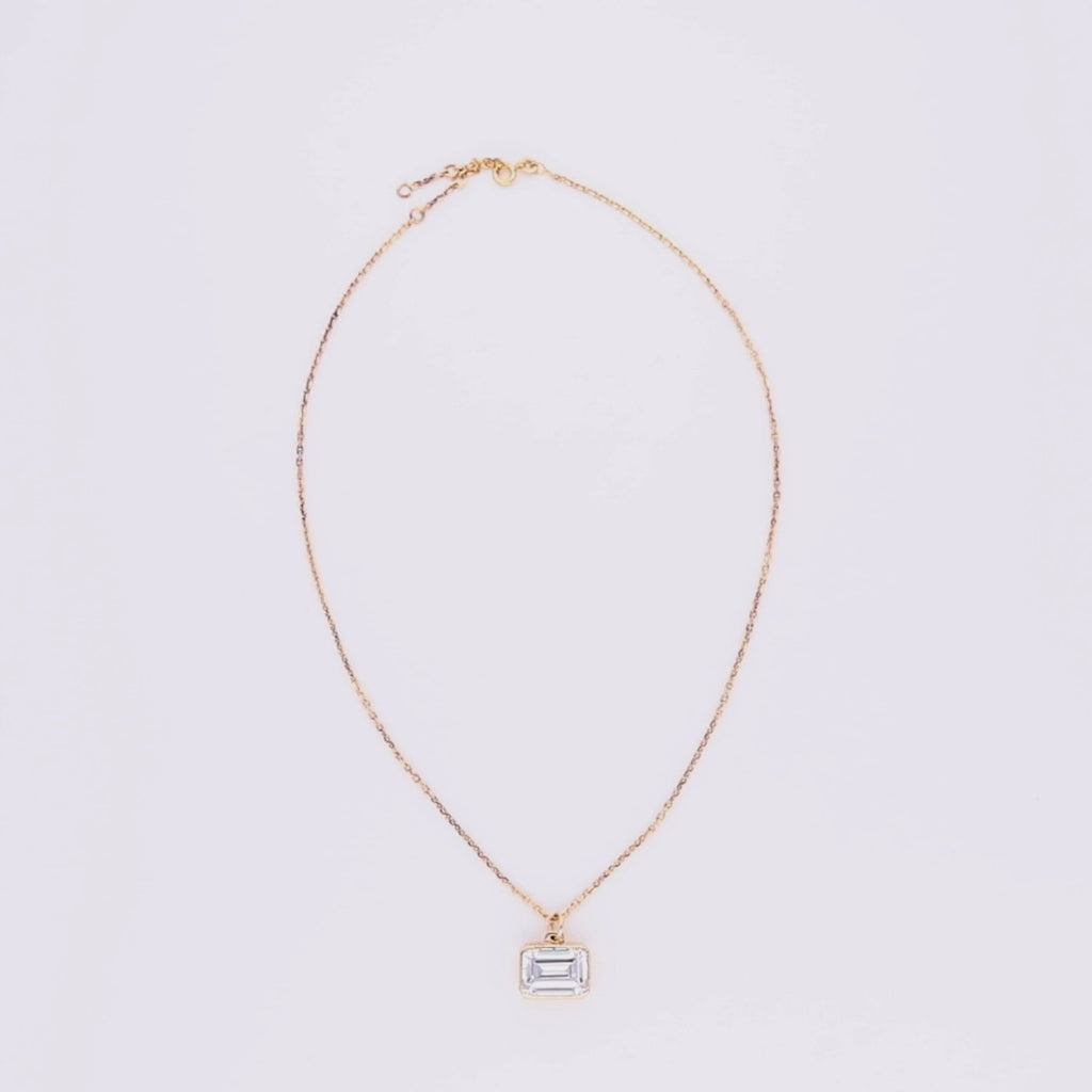 Mistlace Garland Necklace