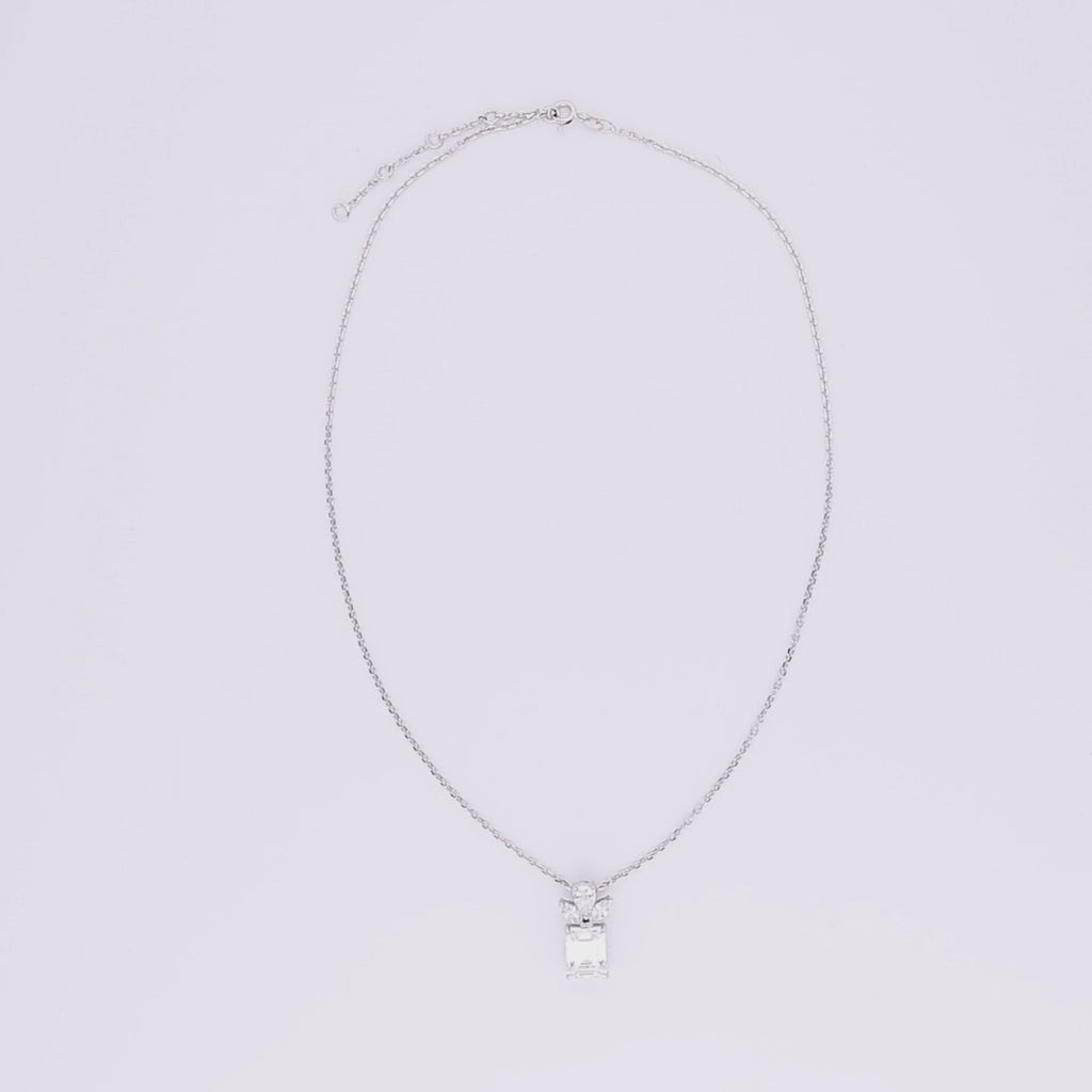 Clearvine Necklace