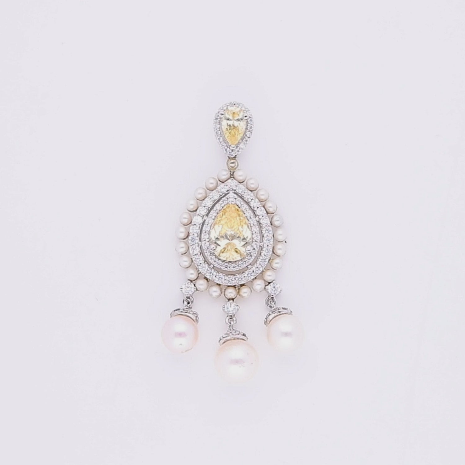 Pearl Lustre Pendant